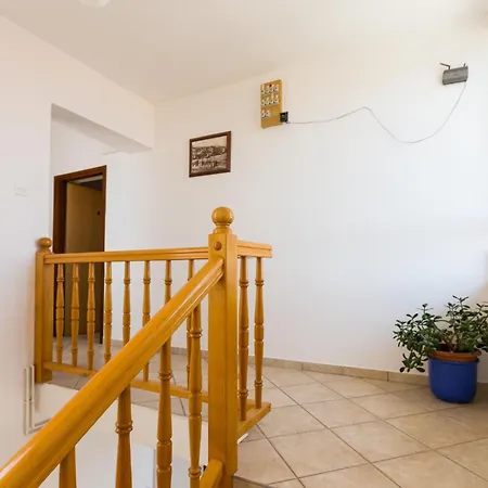 In By Interhome