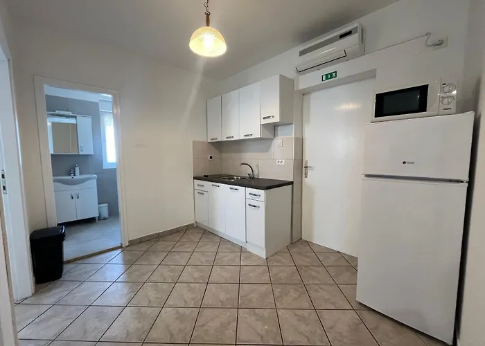 In By Interhome