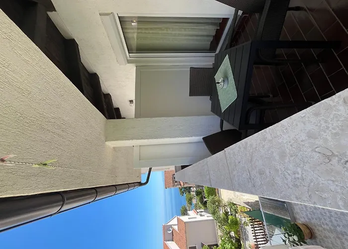 In By Interhome